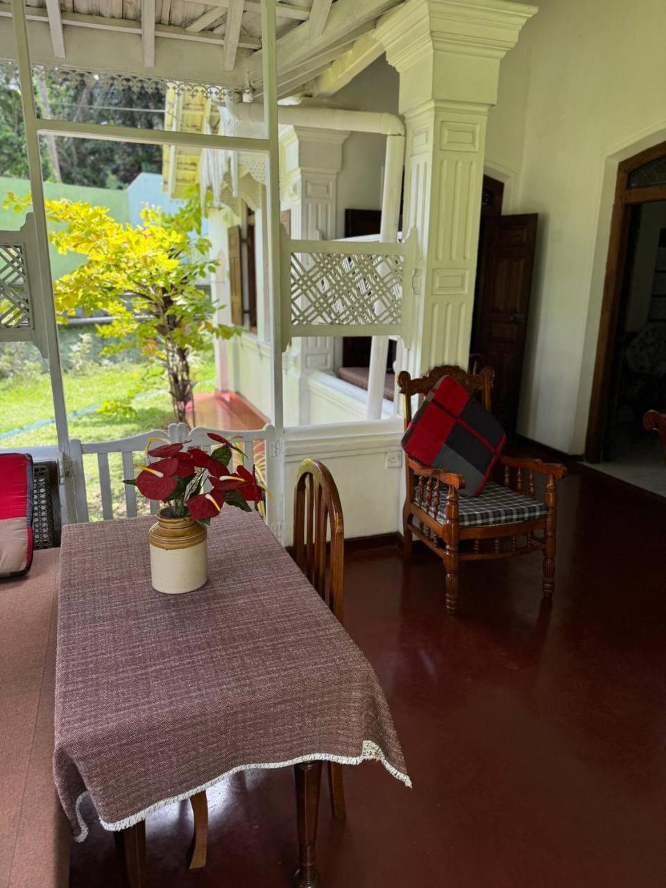 Grand Villa Hikkaduwa Exterior photo