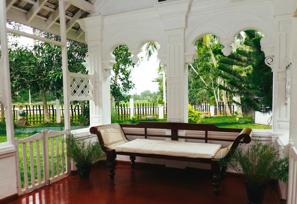 Grand Villa Hikkaduwa Room photo