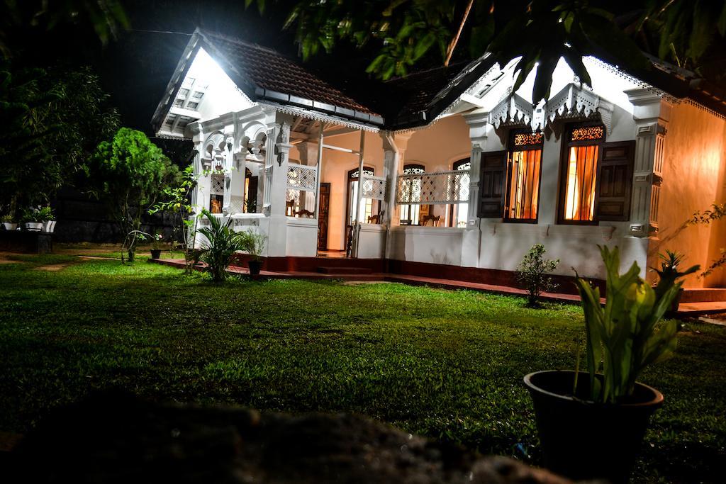 Grand Villa Hikkaduwa Room photo