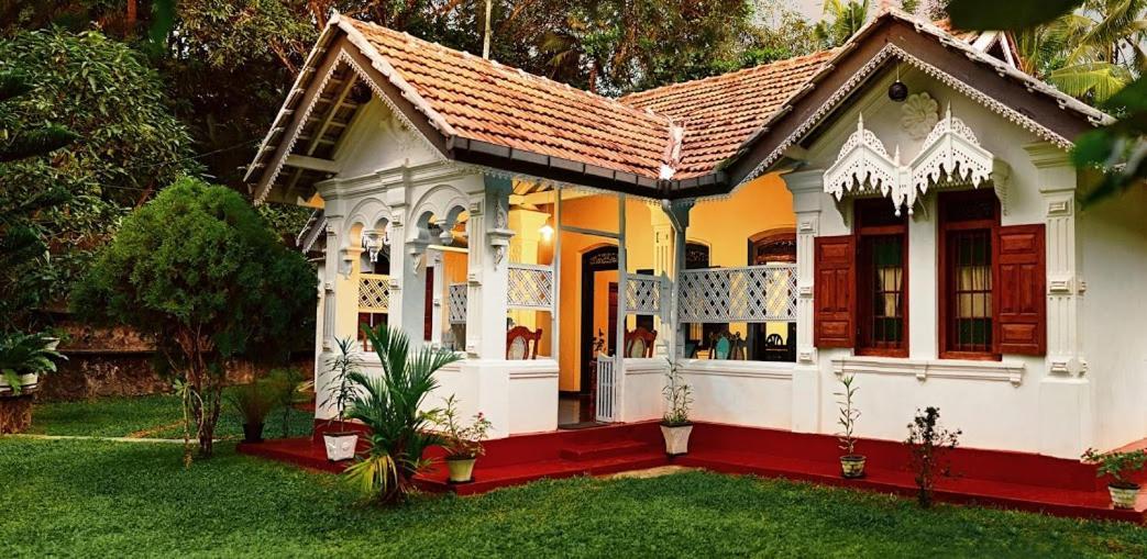 Grand Villa Hikkaduwa Exterior photo